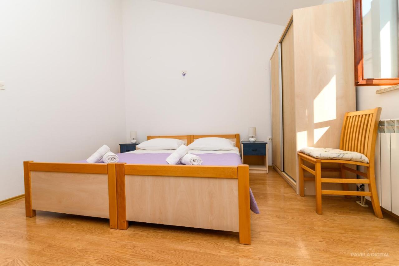Sobe I Apartman Mareta Miholascica Bagian luar foto