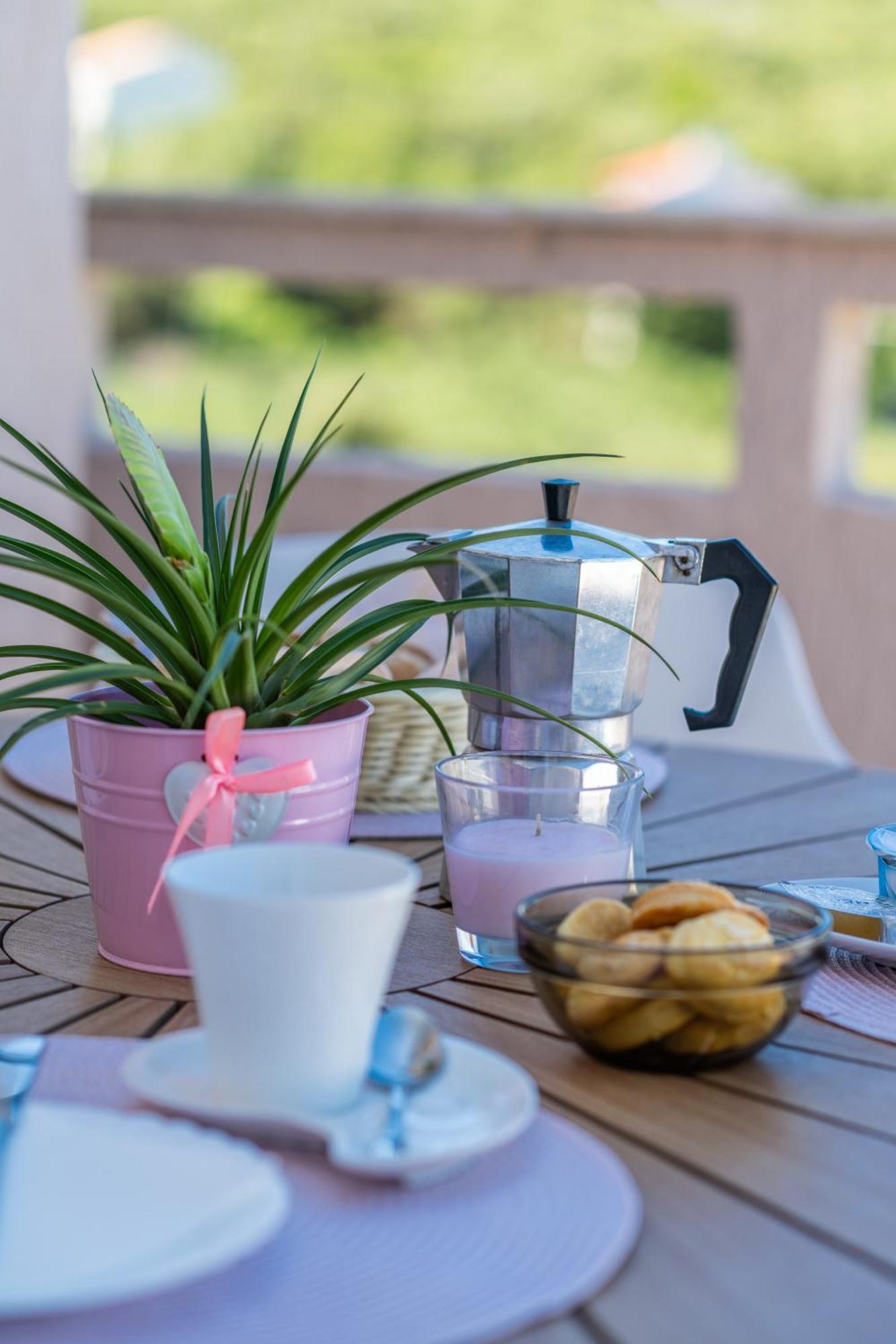 Sobe I Apartman Mareta Miholascica Bagian luar foto