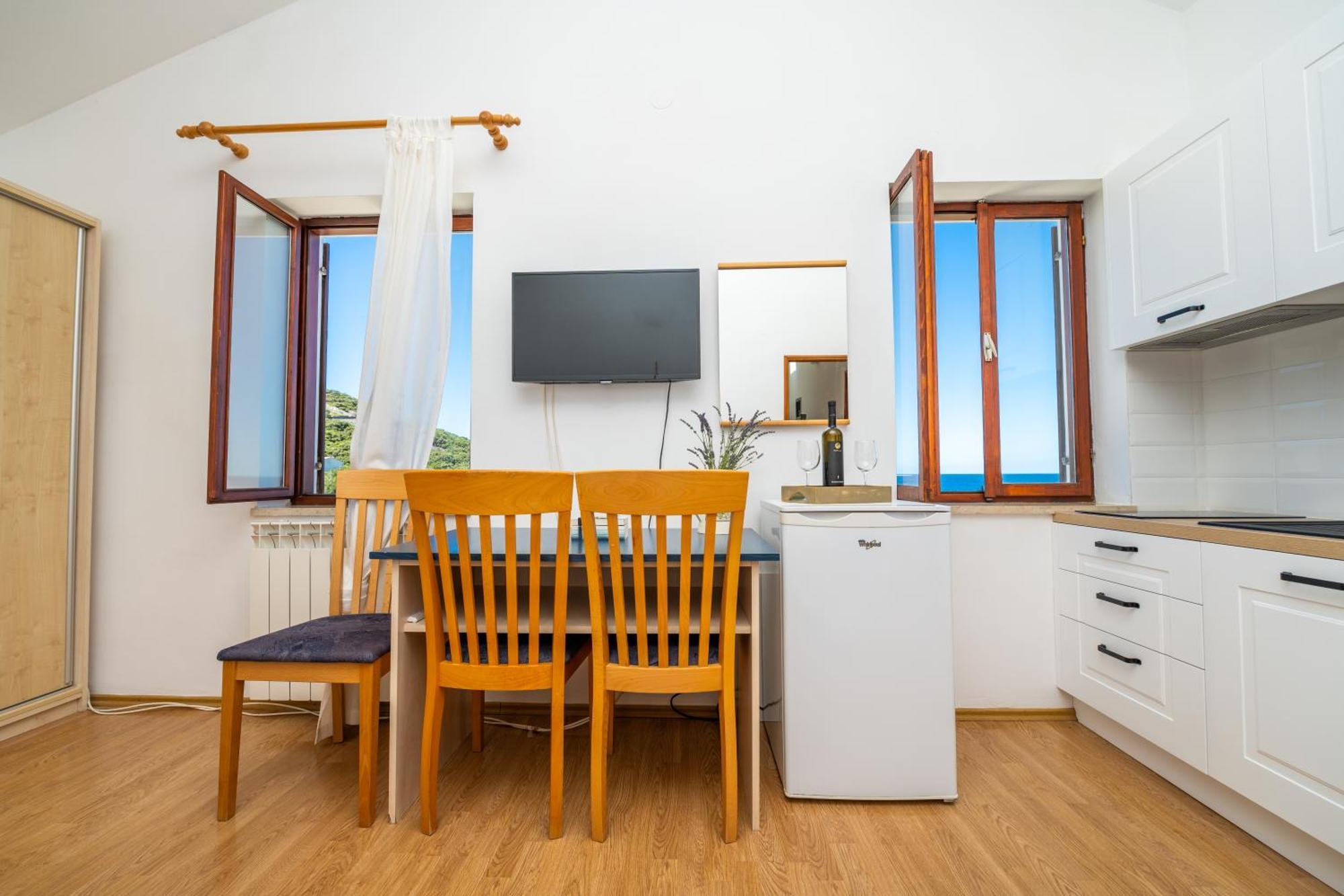 Sobe I Apartman Mareta Miholascica Bagian luar foto