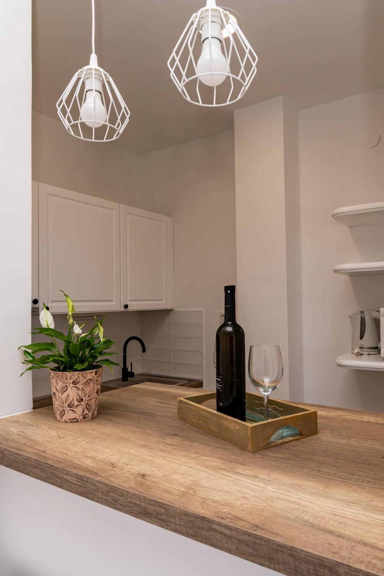 Sobe I Apartman Mareta Miholascica Bagian luar foto